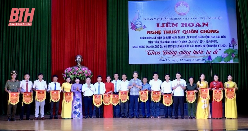 Vĩnh Lộc: Liên hoan nghệ thuật quần chúng Theo Đảng vững bước ta đi