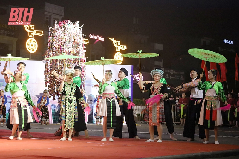 On the occasion of Vietnamese Ethnic Culture Day: Preserving, promoting and honoring traditional cultural values