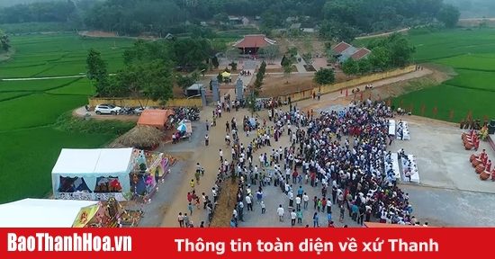 Nhu Xuan은 Dinh Thi 축제를 준비했습니다.