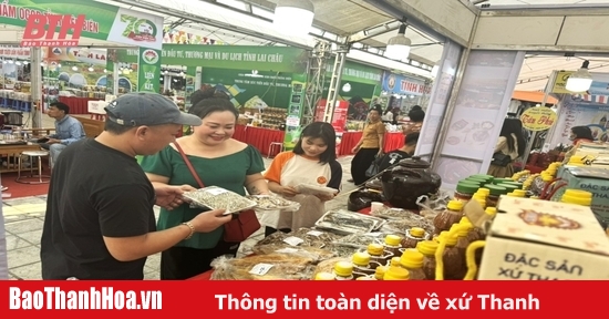 Nhiều sản phẩm đặc trưng vùng miền của Thanh Hoá tham gia Hội chợ Công Thương Tây Bắc