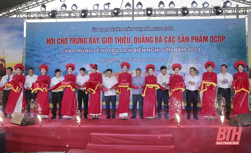 Khai mạc Hội chợ trưng bày, quảng bá, giới thiệu sản phẩm OCOP tại Lễ hội du lịch biển Nghi Sơn năm 2024