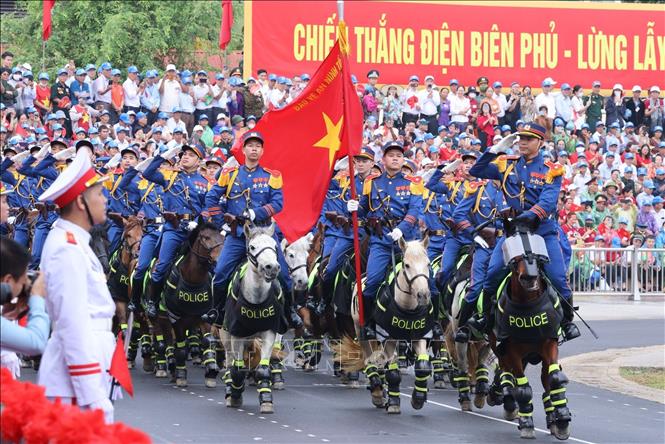 Hào hùng Lễ diễu binh, diễu hành kỷ niệm 70 năm Chiến thắng Điện Biên Phủ