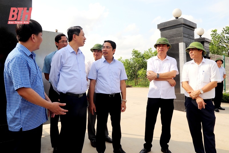 Phó Chủ tịch UBND tỉnh Lê Đức Giang kiểm tra tình hình xây dựng nông thôn mới tại Yên Định