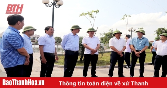 Phó Chủ tịch UBND tỉnh Lê Đức Giang kiểm tra tình hình xây dựng nông thôn mới tại Yên Định