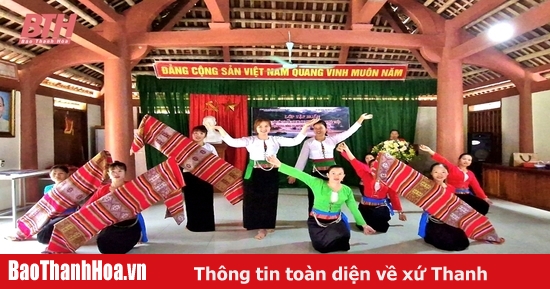 Tập huấn biên đạo và hỗ trợ đạo cụ, trang phục cho đội văn nghệ phục vụ du lịch cộng đồng