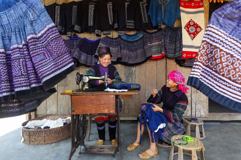 Vượt 8 triệu điểm đến trên toàn cầu, Vịnh Hạ Long và Sa Pa lọt Top 5 điểm đến hàng đầu thế giới của TripAdvisor