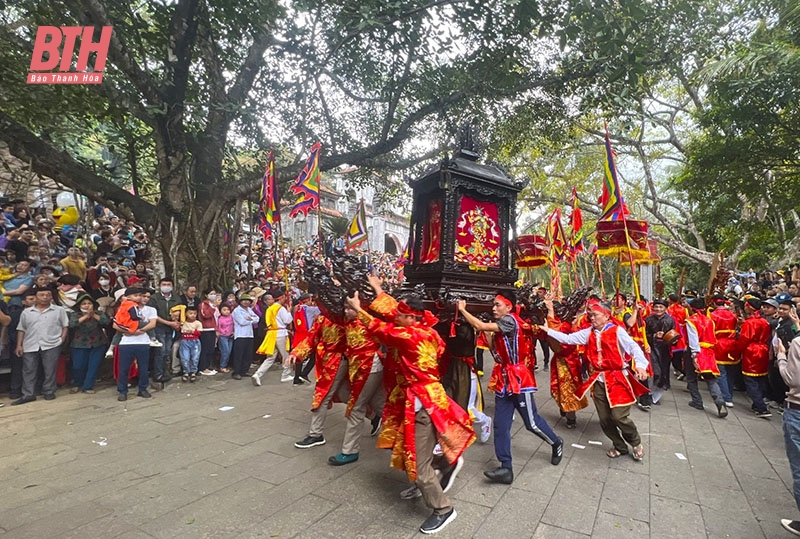 Résolution n° 33-NQ/TW : Vers les valeurs de vérité – bonté – beauté ! (Leçon 2) : Le peuple vietnamien - l'élément central de la culture nationale