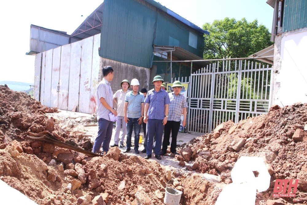 Bí thư Tỉnh ủy Đỗ Trọng Hưng kiểm tra tiến độ các dự án trọng điểm tại Khu Kinh tế Nghi Sơn và trên địa bàn thị xã Nghi Sơn