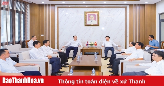 Bí thư Tỉnh ủy, Chủ tịch HĐND tỉnh Đỗ Trọng Hưng tiếp thân mật Đoàn đại biểu HĐND tỉnh Hủa Phăn sang thăm và làm việc tại tỉnh Thanh Hóa