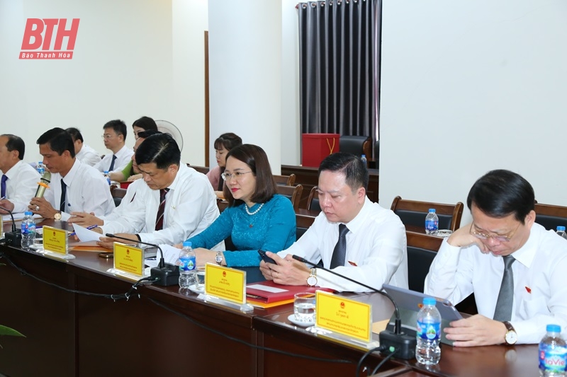 People's Councils of Thanh Hoa and Hua Phan provinces exchange operational experiences