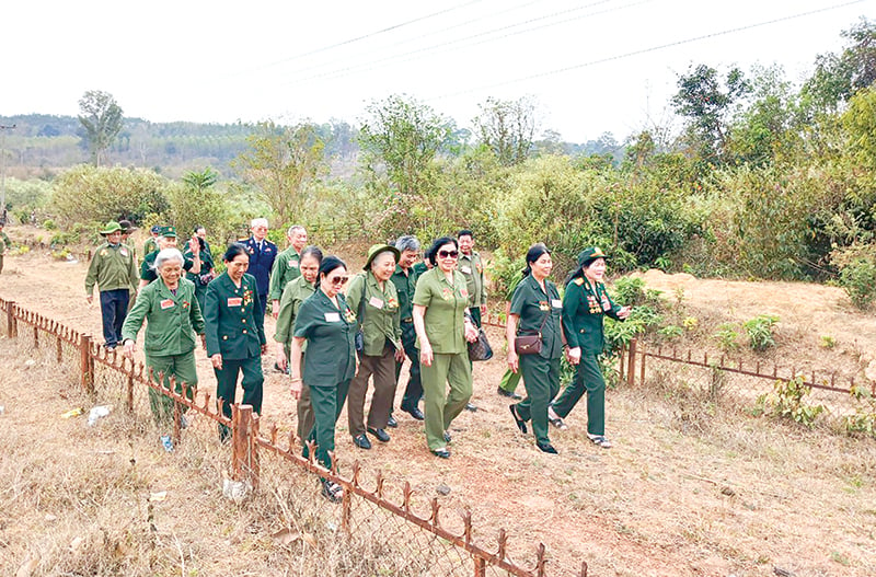 Con đường huyền thoại góp phần làm nên mùa xuân đại thắng!