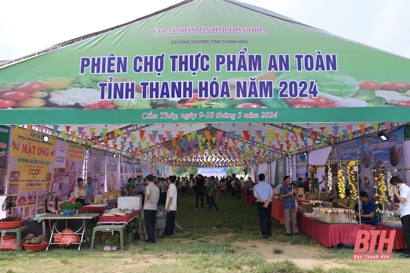 Phiên chợ thực phẩm an toàn năm 2024 khai mạc tại huyện Cẩm Thuỷ