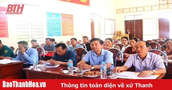 Phó Chủ tịch Thường trực HĐND tỉnh Lê Tiến Lam dự sinh hoạt chi bộ thôn Đằng Trung