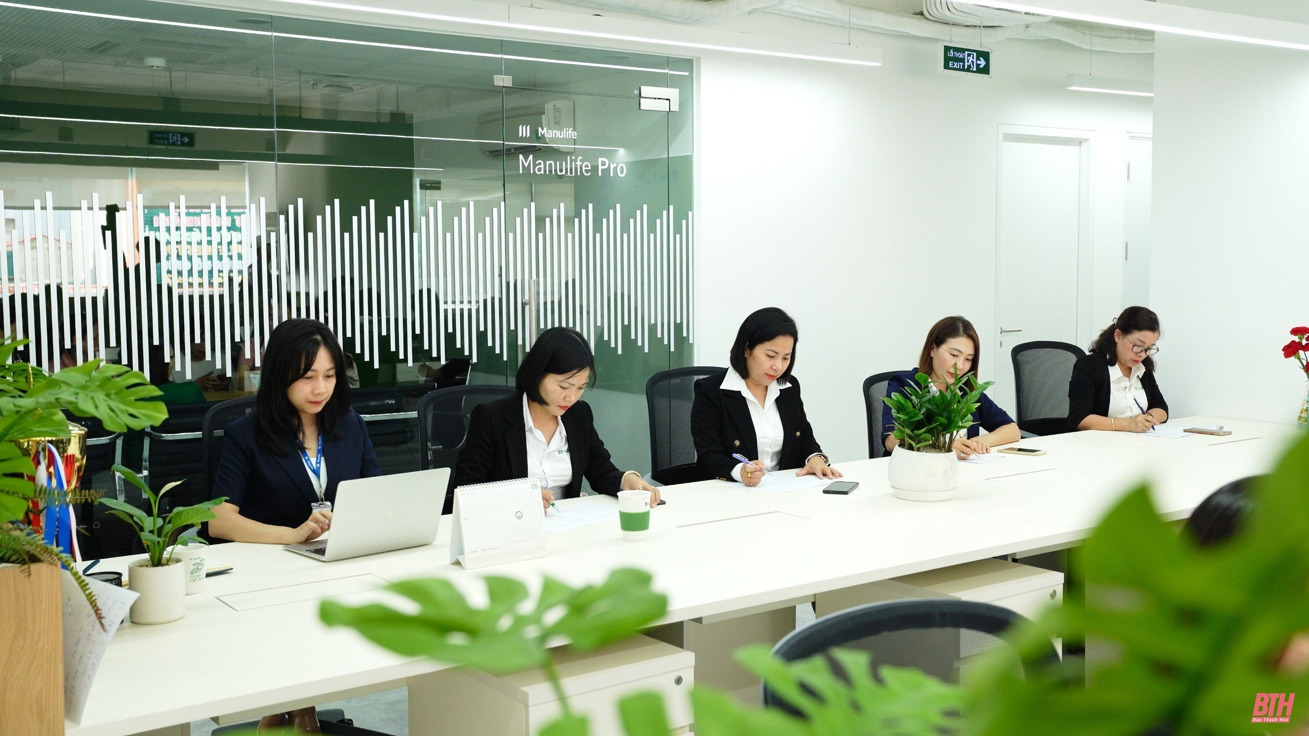 Manulife nâng cấp văn phòng giao dịch chi nhánh Thanh Hóa