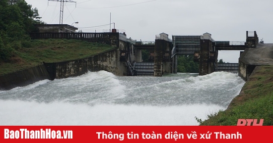 Giải quyết những vấn đề cử tri quan tâm về lĩnh vực hạ tầng thuỷ lợi và các hạ tầng khác