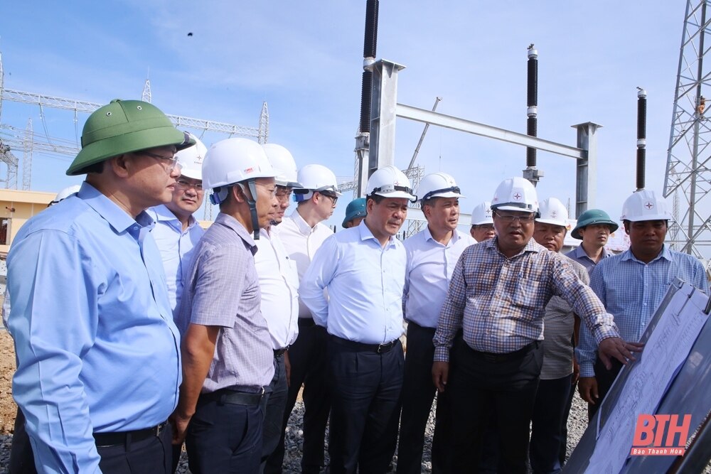 Bộ trưởng Bộ Công Thương Nguyễn Hồng Diên kiểm tra các dự án đường dây 500kV mạch 3 đoạn qua địa bàn tỉnh Thanh Hóa