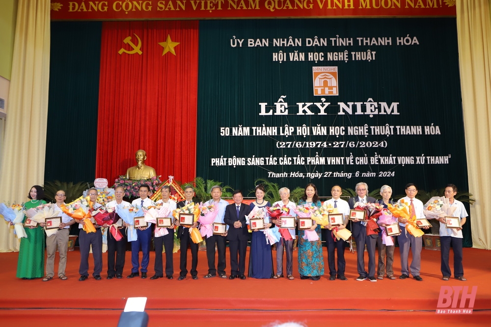 Kỷ niệm 50 năm Ngày thành lập Hội Văn học Nghệ thuật Thanh Hóa