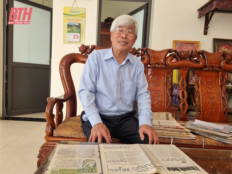 Un contributeur enthousiaste du journal Thanh Hoa