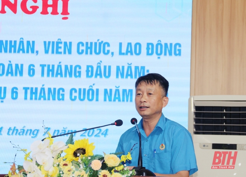 Đẩy mạnh các phong trào thi đua yêu nước trong công nhân, viên chức, lao động