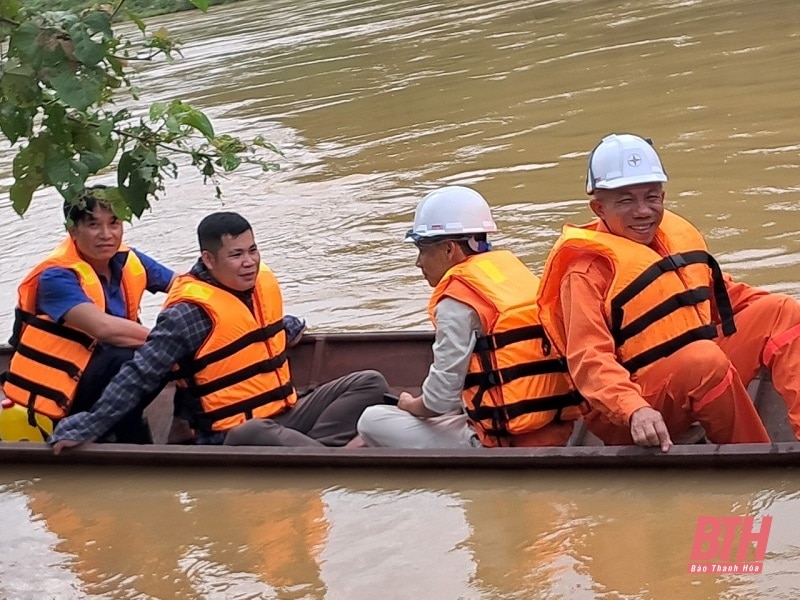 Kiểm tra thực địa dòng chảy thoát lũ hạ lưu đập thủy điện Trung Sơn năm 2024