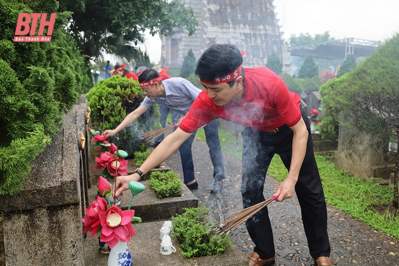 Khởi động chương trình “Hành trình đỏ - Kết nối dòng máu Việt” lần thứ XII tại Thanh Hóa.