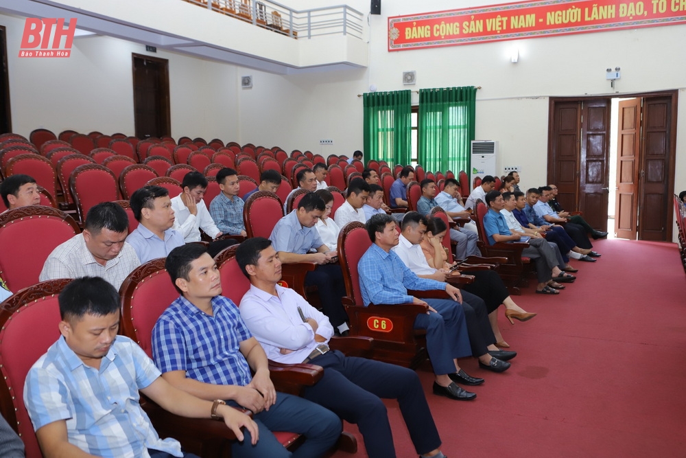 Quan Sơn cần khai thác tối đa lợi thế so sánh, cơ hội nổi trội, tiềm năng khác biệt để phát triển kinh tế - xã hội nhanh và bền vững.