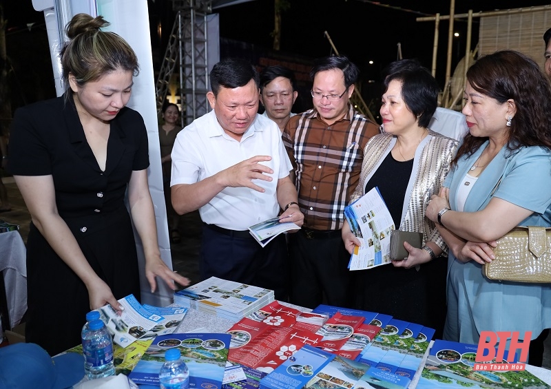 Hơn 100 gian hàng tham gia Chợ trưng bày, giới thiệu, quảng bá các sản phẩm OCOP và ẩm thực xứ Thanh năm 2024 