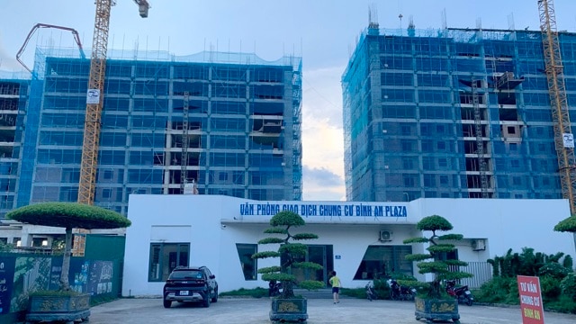 El sótano del edificio de apartamentos Binh An Plaza fue ampliado descaradamente hasta duplicar su tamaño.