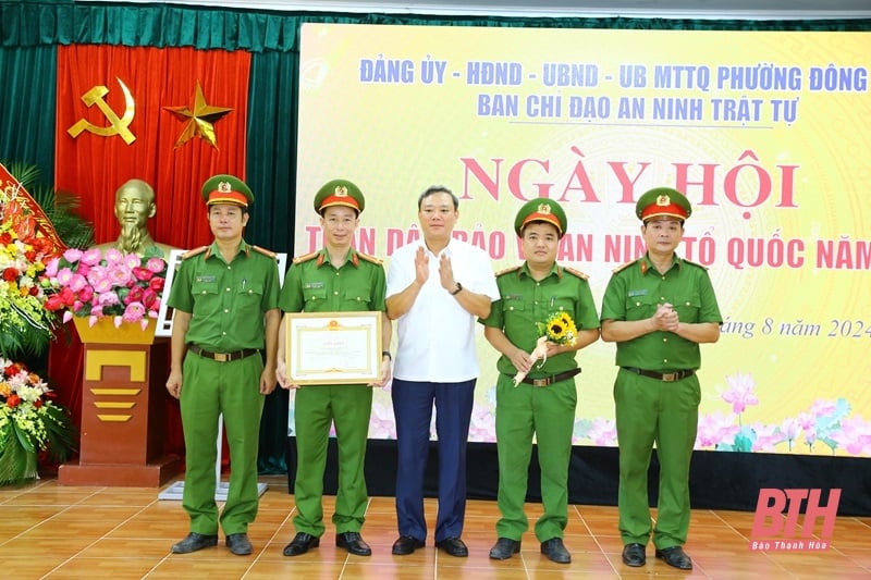 Giám đốc Công an tỉnh Trần Phú Hà dự “Ngày hội toàn dân bảo vệ an ninh Tổ quốc năm 2024” tại TP Thanh Hóa