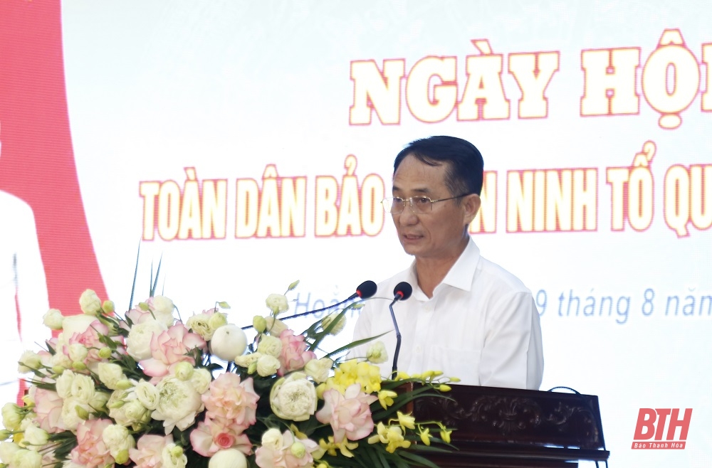 Chủ tịch UBND tỉnh Đỗ Minh Tuấn dự “Ngày hội toàn dân bảo vệ an ninh Tổ quốc năm 2024 tại xã Hoằng Tiến