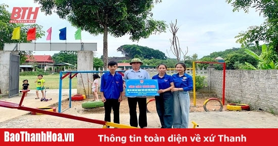 Xây dựng sân chơi cho trẻ em khu vực miền núi