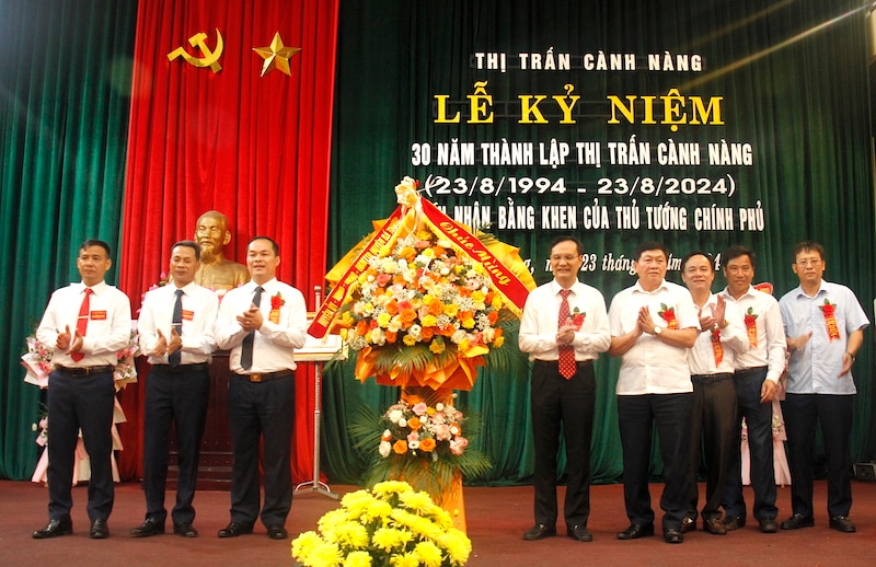 Thị trấn Cành Nàng kỷ niệm 30 năm thành lập