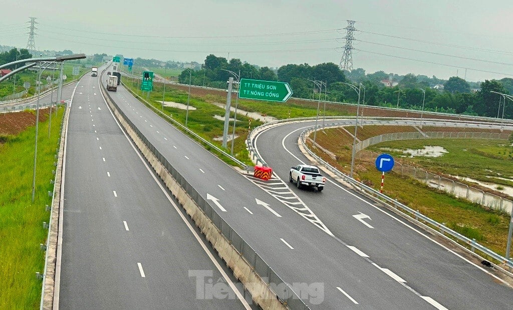 Mai Son - National Highway 45 has two more intersections Thieu Giang and Dong Thang photo 5