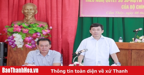 Đoàn công tác Ban Kinh tế Trung ương làm việc với Công ty lâm nghiệp Cẩm Ngọc