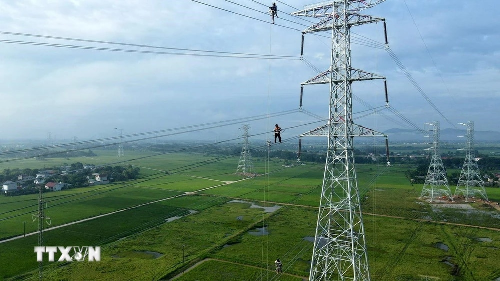 ナムディン1-フォーノイ500kV3回線の通電完了