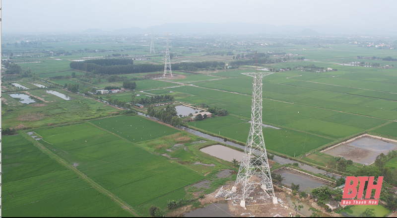 Thông tuyến toàn bộ đường dây 500kV mạch 3 từ Quảng Trạch (Quảng Bình) đến Phố Nối (Hưng Yên)