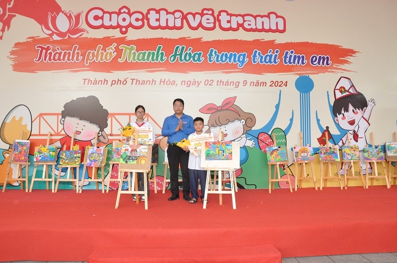 Thi vẽ tranh “Thành phố Thanh Hóa trong trái tim em”