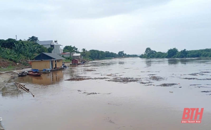 [Cập nhật] - Mưa lũ tại Thanh Hóa: Bá Thước có 15 điểm giao thông bị chia cắt cục bộ