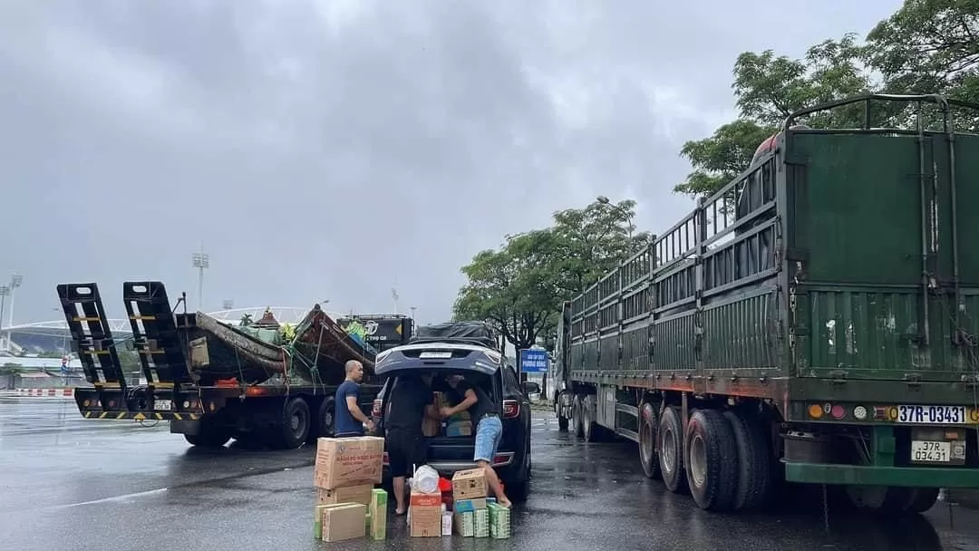 Đội quân thuyền nan của tỉnh Quảng Bình “hoả tốc” lên đường giúp đồng bào miền Bắc chống lũ