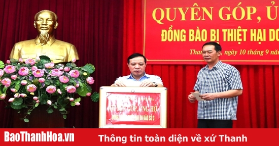 Cơ quan Tỉnh ủy Thanh Hóa quyên góp, ủng hộ đồng bào bị thiệt hại do bão số 3