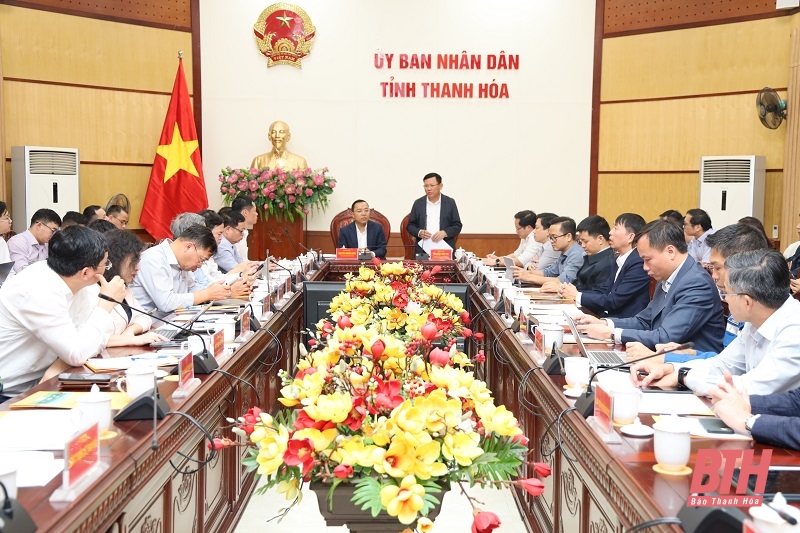 Thứ trưởng Bộ Công Thương làm việc với tỉnh Thanh Hóa về tháo gỡ khó khăn trong sản xuất công nghiệp - thương mại 