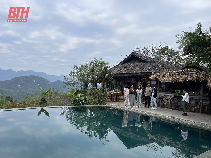 Đoàn famtrip Hiệp hội Du lịch Việt Nam khảo sát, trải nghiệm tại Khu Du lịch sinh thái cộng đồng Pù Luông