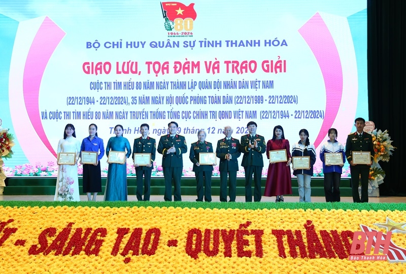 Giao lưu, tọa đàm với chủ đề “Tự hào truyền thống, viết tiếp chiến công, xứng danh Bộ đội Cụ Hồ”