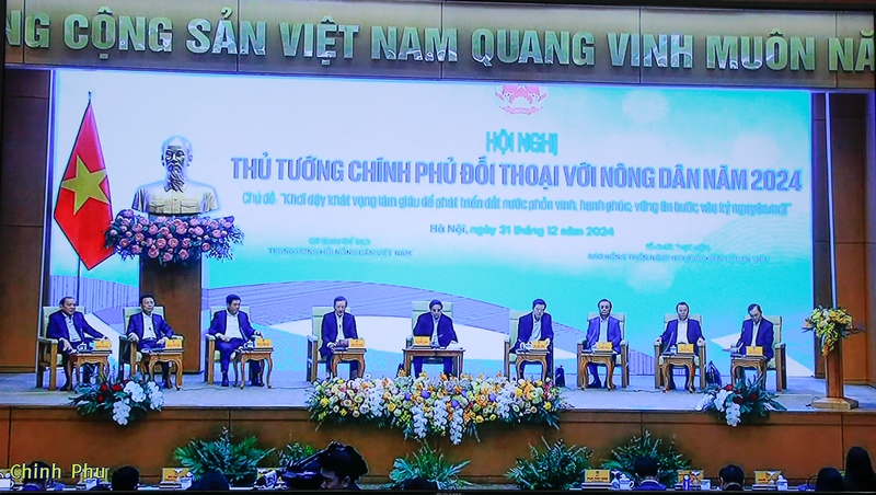 Thủ tướng Chính phủ Phạm Minh Chính đối thoại với nông dân