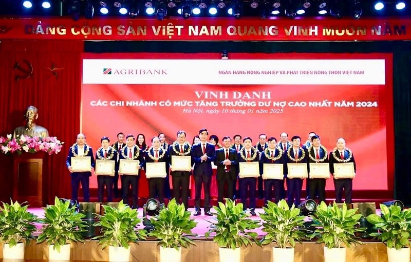 Agribank chi nhánh Bắc Thanh Hóa hoàn thành xuất sắc nhiệm vụ kinh doanh năm 2024