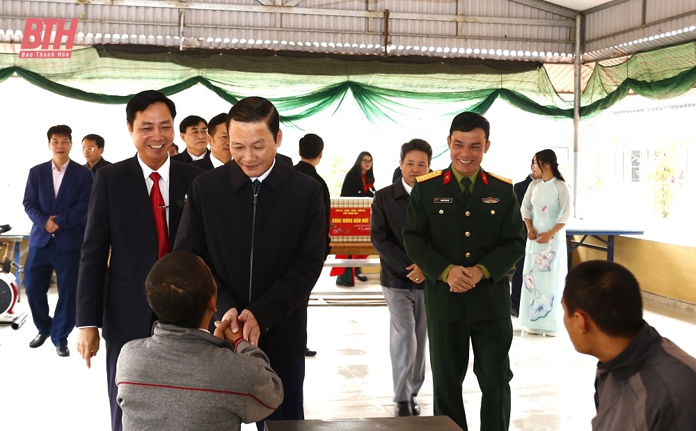 Chủ tịch UBND tỉnh Đỗ Minh Tuấn thăm, kiểm tra tình hình sản xuất, đời sống Nhân dân huyện Quảng Xương