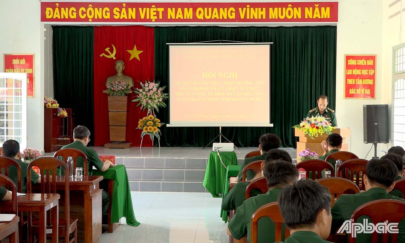 Quang cảnh hội nghị,