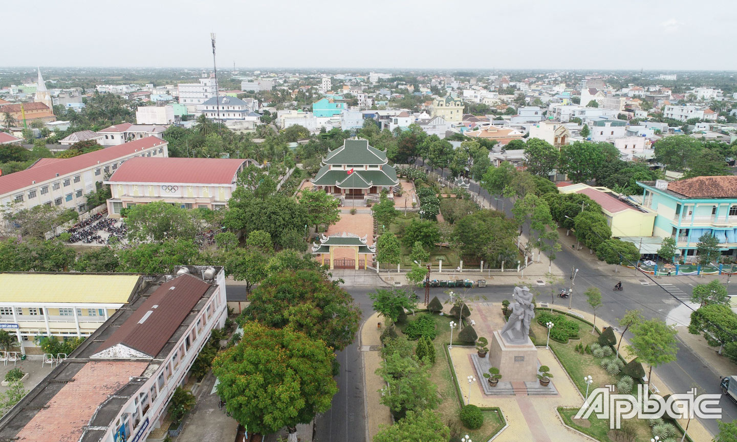 Đô thị Gò Công ngày càng hiện đại.