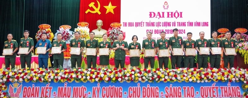 Qua phong trào thi đua quyết thắng, nhiều tập thể, cá nhân tiêu biểu xuất sắc được biểu dương, khen thưởng, góp phần khích lệ phong trào ngày càng phát triển.