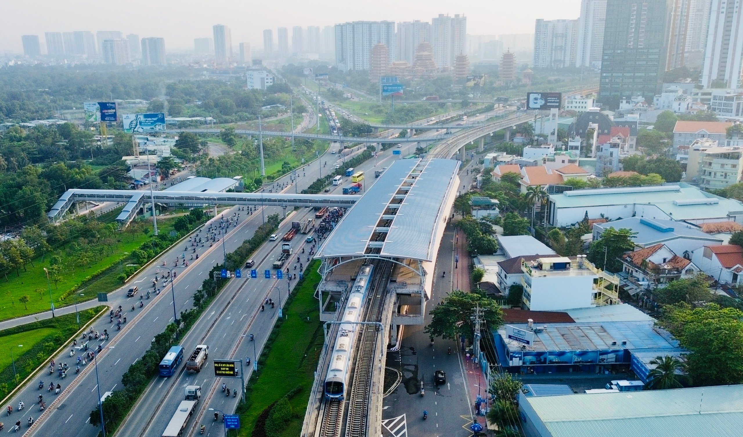 Thủ tướng: TP.HCM mở hướng phát triển không gian vũ trụ, không gian ngầm và biển- Ảnh 4.